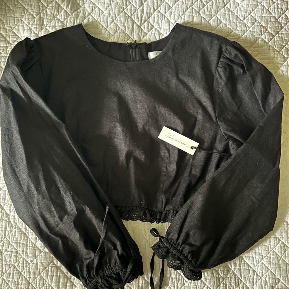 Lovers + Friends Black Puff Sleeve Crop Blouse